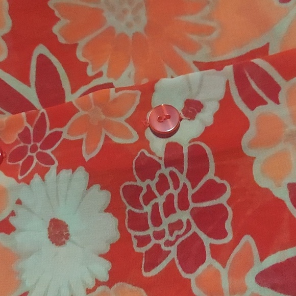 10 For $10 M&M Apostrophe Blouse - Picture 7 of 9